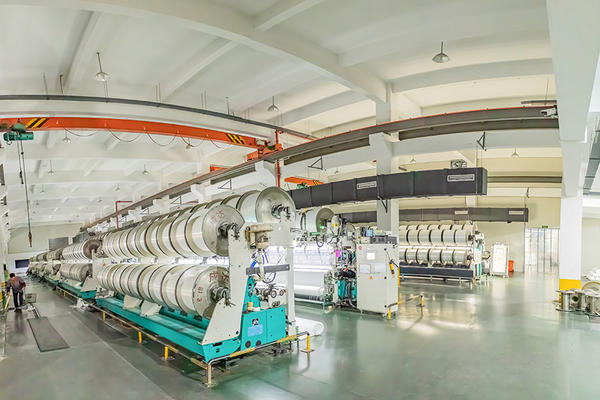 Knitting machine